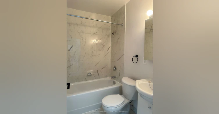 604-65 North Service Road, Mississauga, ON, L5A 1A3 - 8