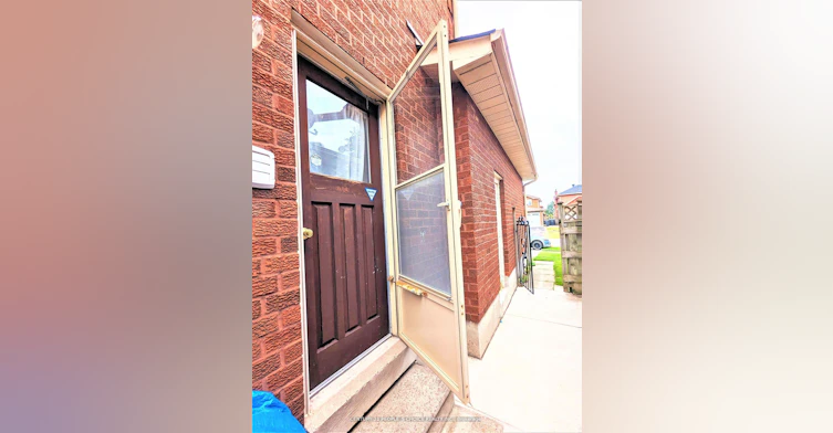 Bsmt-485 Greenpark Crescent, Mississauga, ON, L5B 3P4 - 2