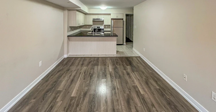 92-100 Parrotta Drive, Toronto, ON, M9M 0G1 - 3
