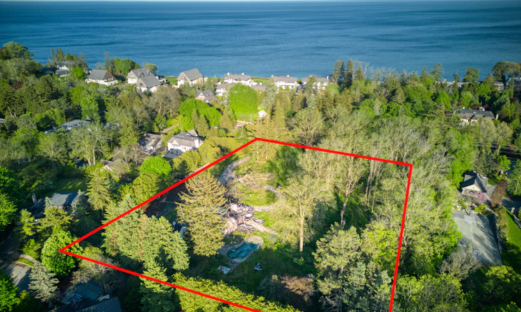 1475 Lakeshore Road E