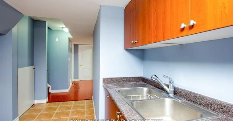 18 Saint Eugene Street, Brampton, ON, L6Y 0K9 - 10