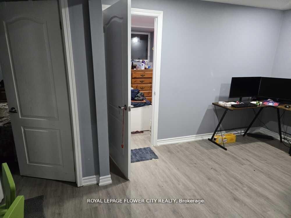 18 Saint Eugene Street, Brampton, ON, L6Y 0K9 - 2
