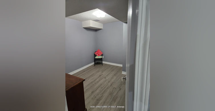 18 Saint Eugene Street, Brampton, ON, L6Y 0K9 - 5
