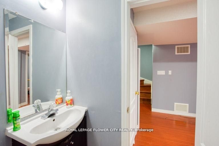 18 Saint Eugene Street, Brampton, ON, L6Y 0K9 - 7