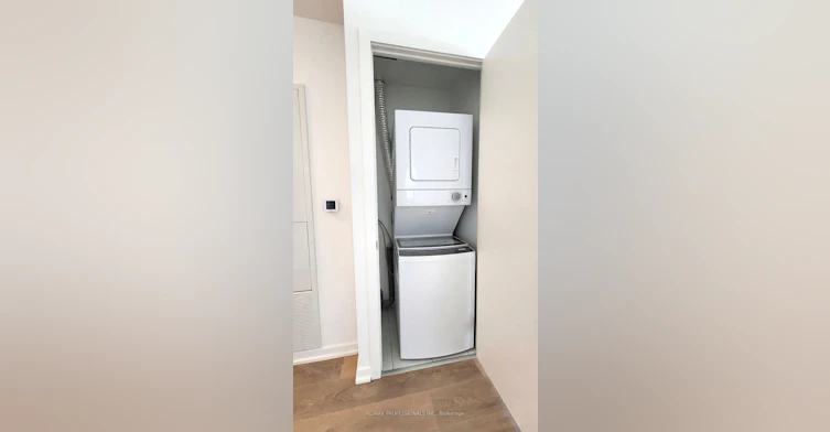 504-10 Graphophone Grove, Toronto, ON, M6H 0E5 - 14