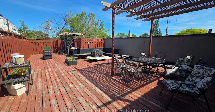357 Keele Street, Toronto, ON, M6P 2K6 - 18