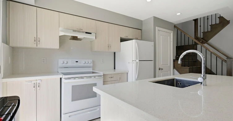 235-2355 Sheppard Avenue W, Toronto, ON, M9M 1M3 - 13