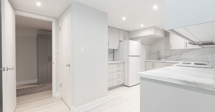 14 Canerouth Drive, Toronto, ON, M9C 3R5 - 2