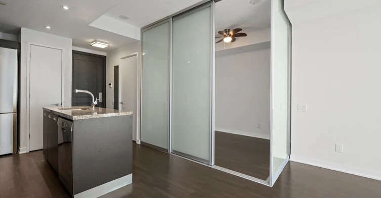 2302-90 Park Lawn Road, Toronto, ON, M8Y 0B6 - 7