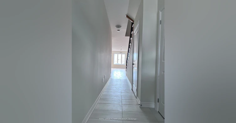 1438 Almonte Drive, Burlington, ON, L7P 3A6 - 3