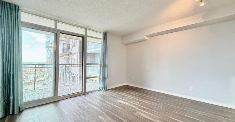 1209-38 Joe Shuster Way, Toronto, ON, M6K 0A5 - 4