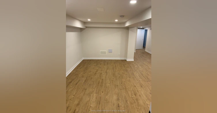 Lower-1527 Dufferin Street, Toronto, ON, M6H 3L5 - 5
