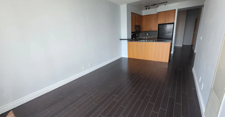 2510-3939 Duke Of York Boulevard, Mississauga, ON, L5B 4N2 - 3