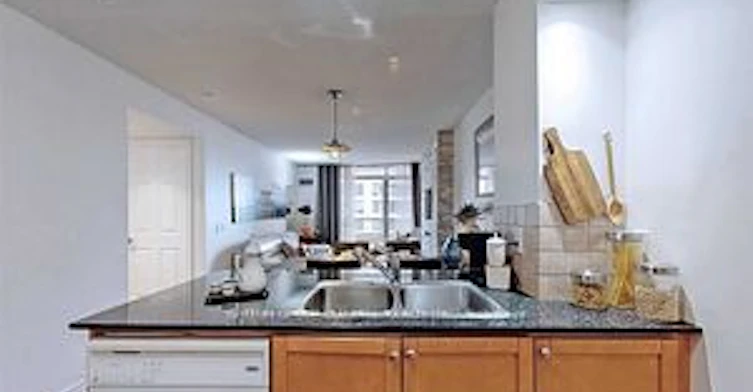 2022-5233 Dundas Street W, Toronto, ON, M9B 6M1 - 3