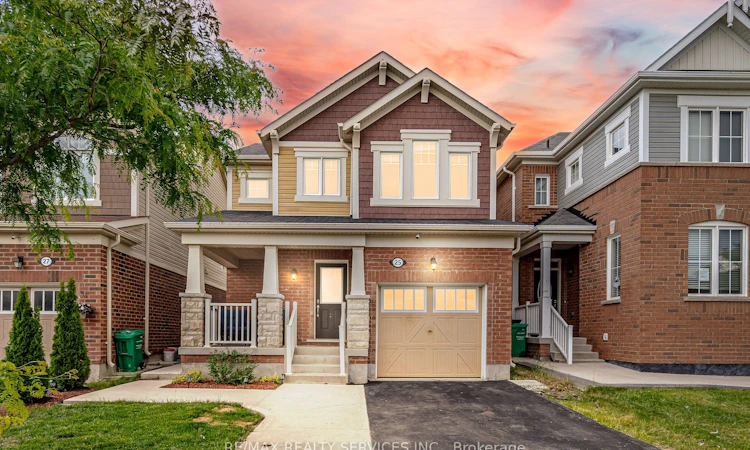 25 Bannister Crescent