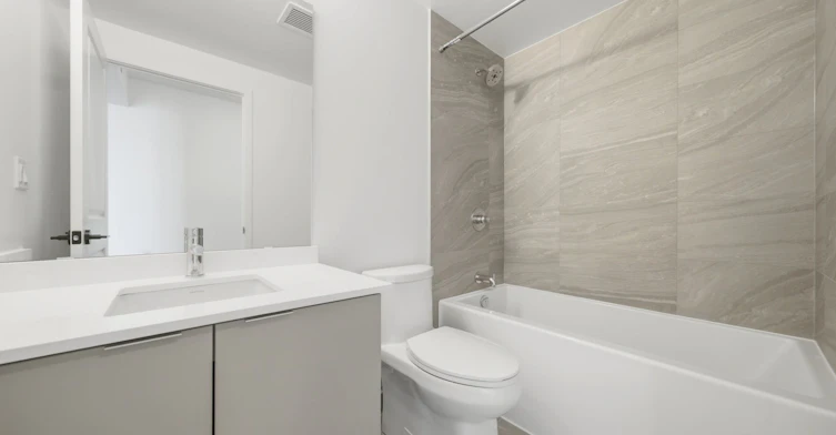 2404-2075 Lakeshore Road, Burlington, ON, L7R 1E2 - 5