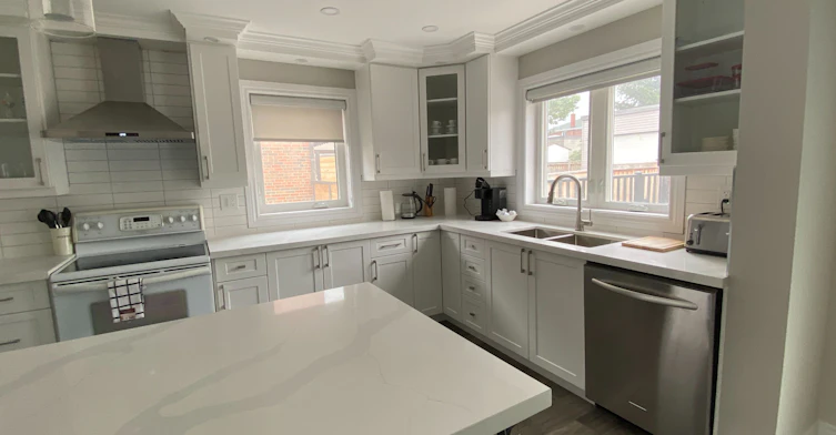 9 Snowood Court, Toronto, ON, M3N 1E7 - 4