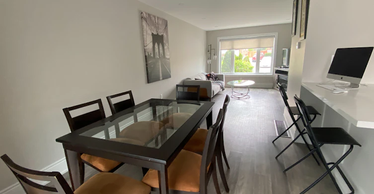 9 Snowood Court, Toronto, ON, M3N 1E7 - 7