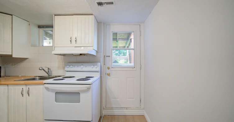 22 Miller Road, Oakville, ON, L6H 1J6 - 14