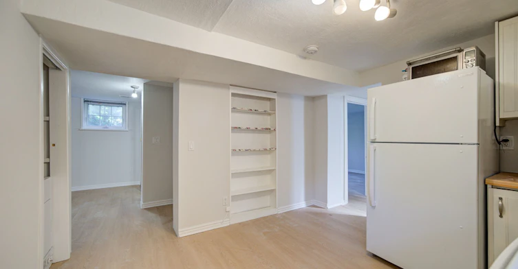 22 Miller Road, Oakville, ON, L6H 1J6 - 16