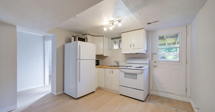 22 Miller Road, Oakville, ON, L6H 1J6 - 15