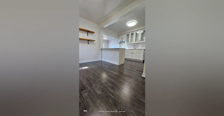Main-16 Failsworth Avenue, Toronto, ON, M6M 3J2 - 7