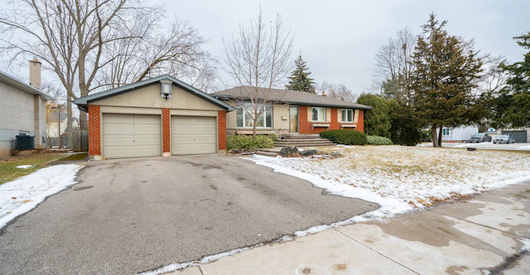 635 Peele Boulevard, Burlington, ON, L7R 3B8