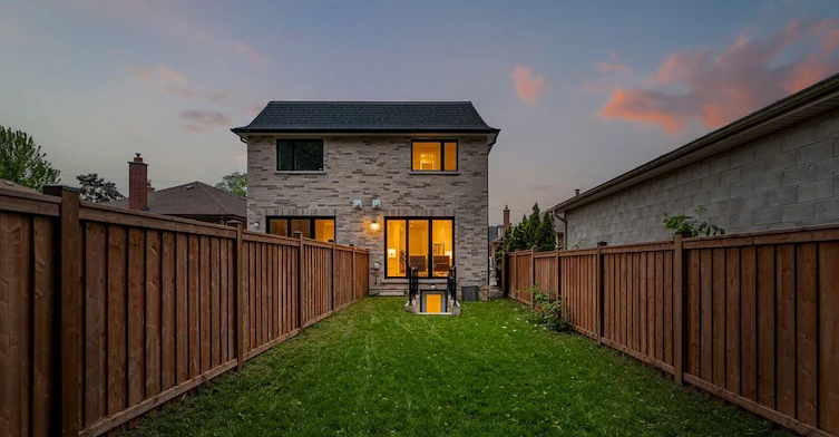 16A Maple Avenue N, Mississauga, ON, L5H 2S1 - 39