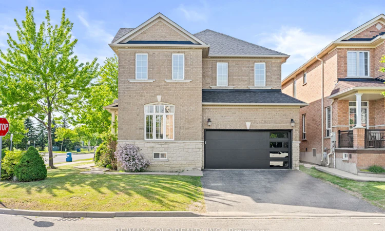 261 Mountainash Road