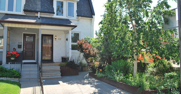 101 Laughton Avenue, Toronto, ON, M6N 2X1