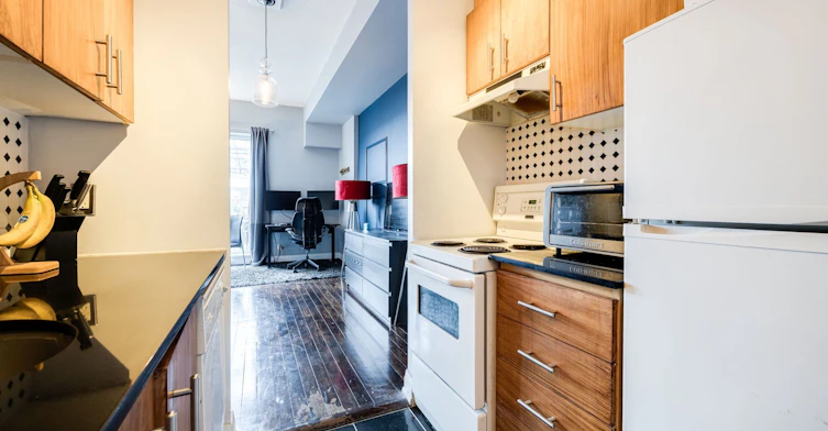 225-2737 Keele Street, Toronto, ON, M3M 2E9 - 4