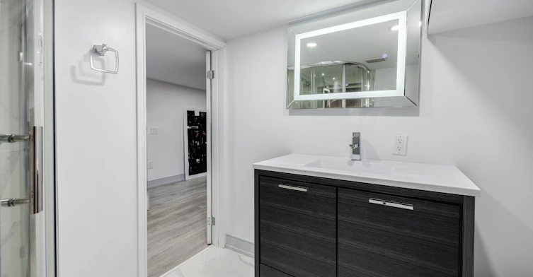 Bsmt-668 Indian Road, Toronto, ON, M6P 2C9 - 20