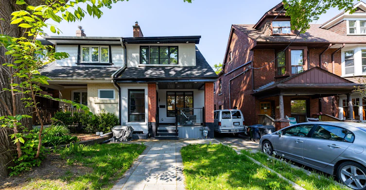 Bsmt-668 Indian Road, Toronto, ON, M6P 2C9