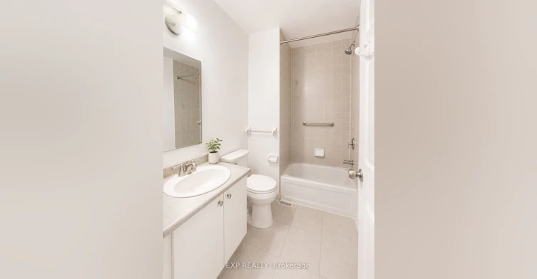 E-3005 Islington Avenue W, Toronto, ON, M9L 2K9 - 11