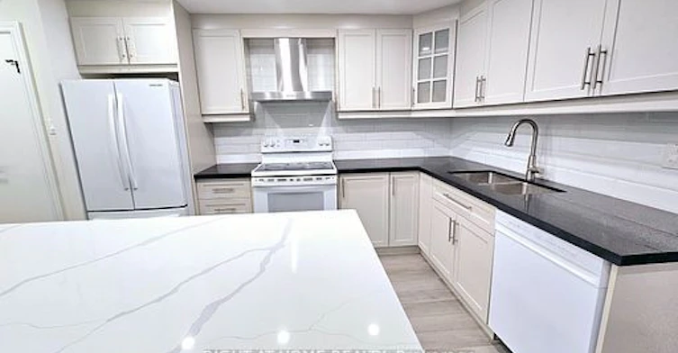 SPH8-3700 Kaneff Crescent, Mississauga, ON, L5A 4B8 - 11