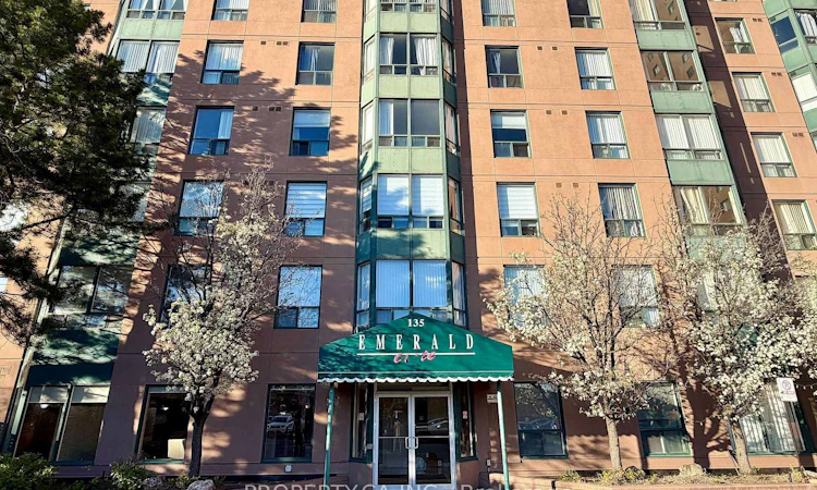 1115-135 Hillcrest Avenue