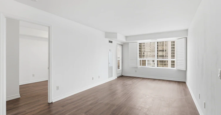 2120-25 Kingsbridge Garden Circle, Mississauga, ON, L5R 4B1 - 13