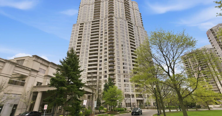 2120-25 Kingsbridge Garden Circle, Mississauga, ON, L5R 4B1