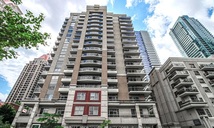 1002-350 Princess Royal Drive