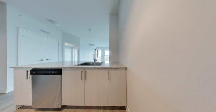2521-4055 Parkside Village Drive, Mississauga, ON, L5B 0K8 - 16