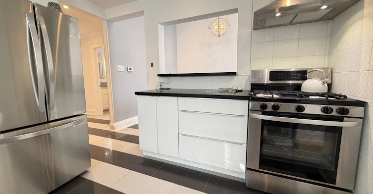 Upper-135 Bonham Boulevard, Mississauga, ON, L5M 1C8 - 17