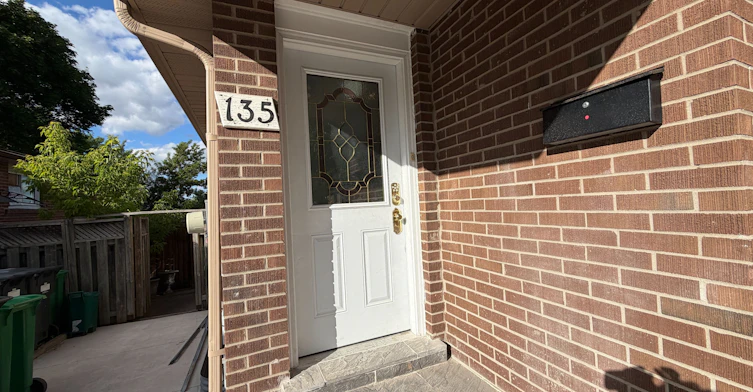 Upper-135 Bonham Boulevard, Mississauga, ON, L5M 1C8 - 4