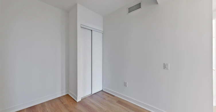 1320-86 Dundas Street E, Mississauga, ON, L5A 0B1 - 19