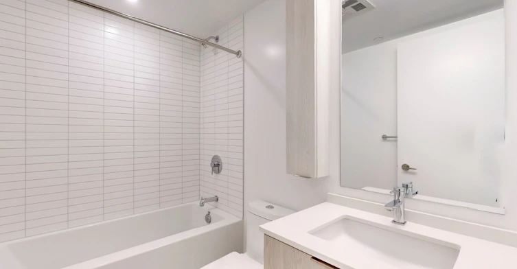 1320-86 Dundas Street E, Mississauga, ON, L5A 0B1 - 21