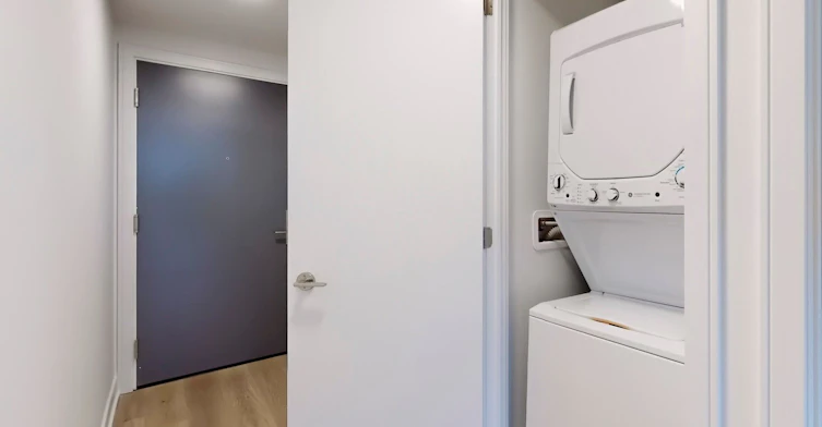1320-86 Dundas Street E, Mississauga, ON, L5A 0B1 - 23