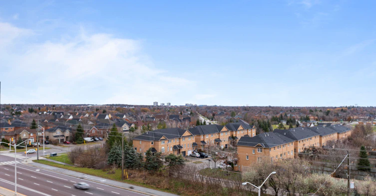 614-395 Dundas Street W, Oakville, ON, L6M 5R8 - 5