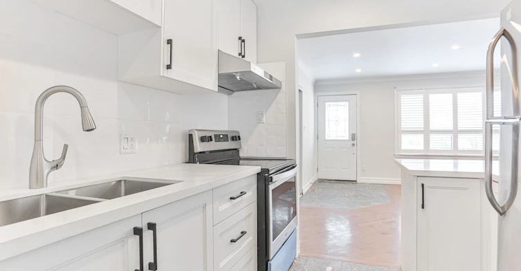 3 Erlesmere Avenue, Brampton, ON, L6W 2T4 - 5