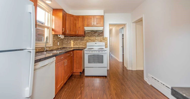 3-163 Evelyn Avenue, Toronto, ON, M6P 2Z6 - 9
