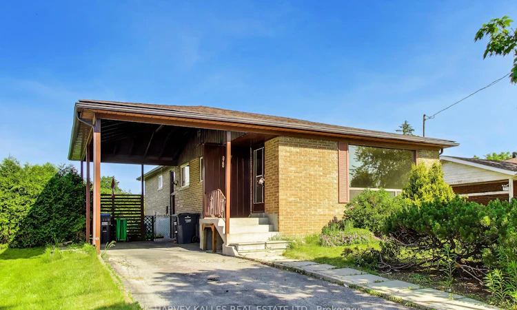 3760 Woodruff Crescent