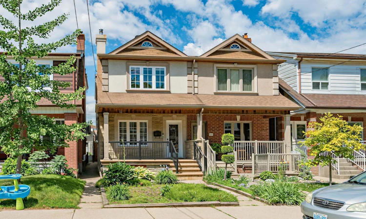 52 Gillespie Avenue